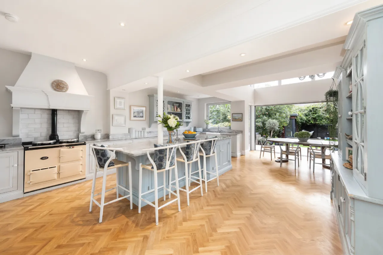 Photo of 19 Marine Drive, Sandymount, Dublin 4, D04 X781