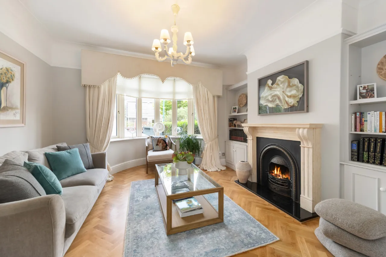 Photo of 19 Marine Drive, Sandymount, Dublin 4, D04 X781