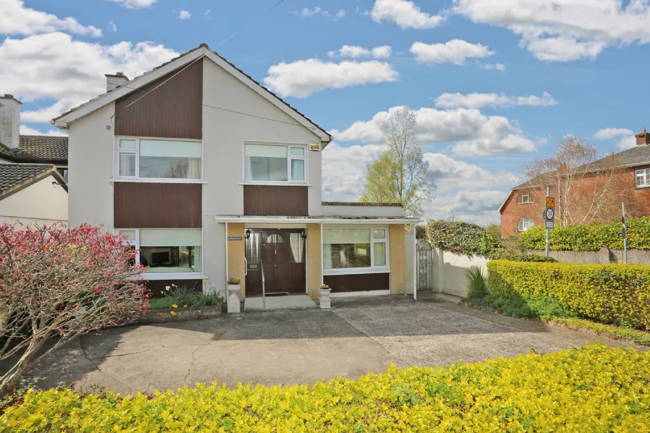 Photo of Ardnahinch, 1 Golf Links Road, Castletroy, Limerick, V94 WK0D