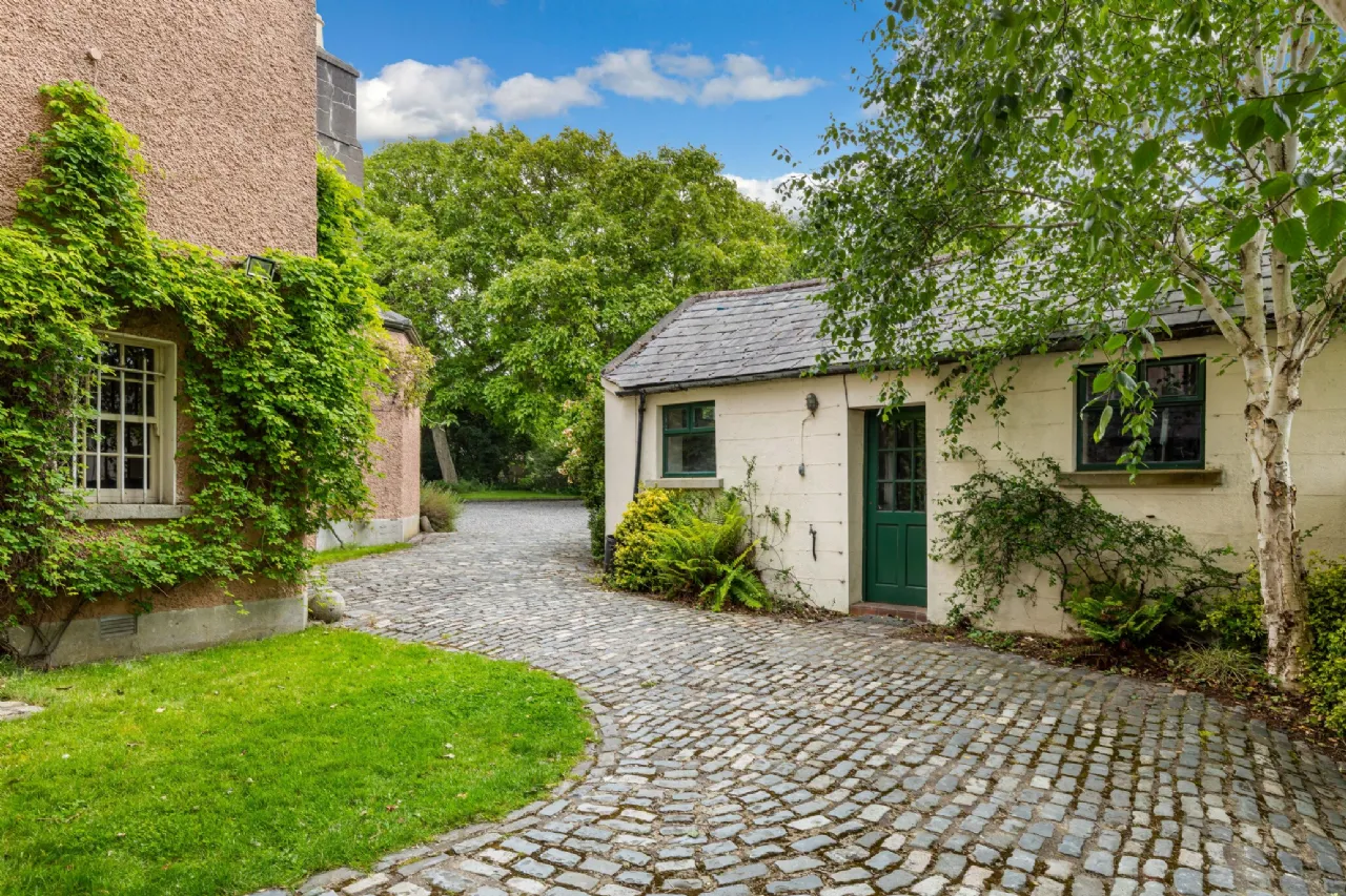 Photo of Castleknock House, Castleknock Lodge, Castleknock, Dublin 15, D15 K8XY