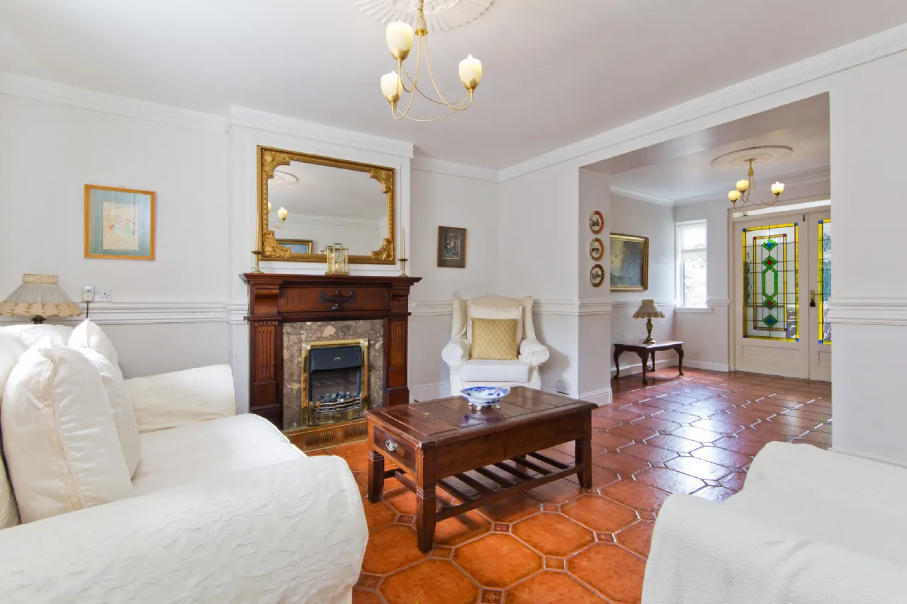 Photo of 256 Merrion Road, Ballsbridge, Dublin 4, D04 R9T1