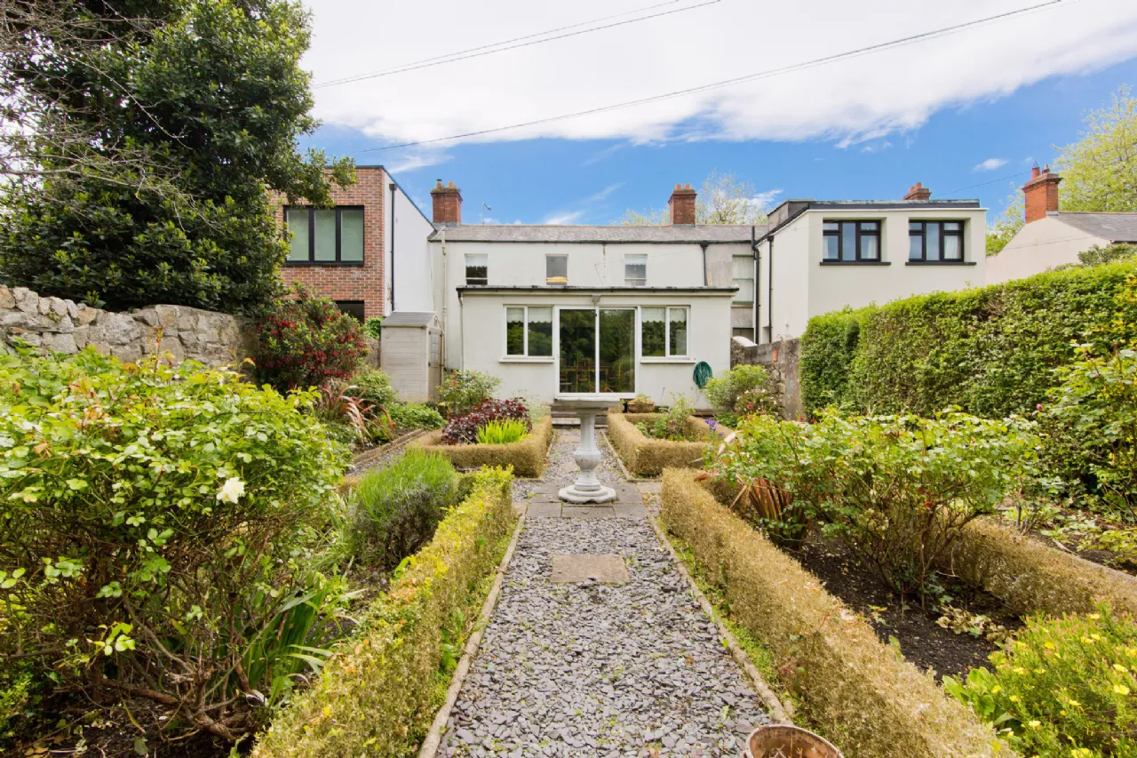Photo of 256 Merrion Road, Ballsbridge, Dublin 4, D04 R9T1