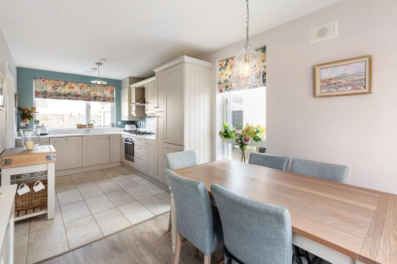 Photo of 3 Diswellstown Place, Hamilton Park, Dublin 15, D15 EP8R