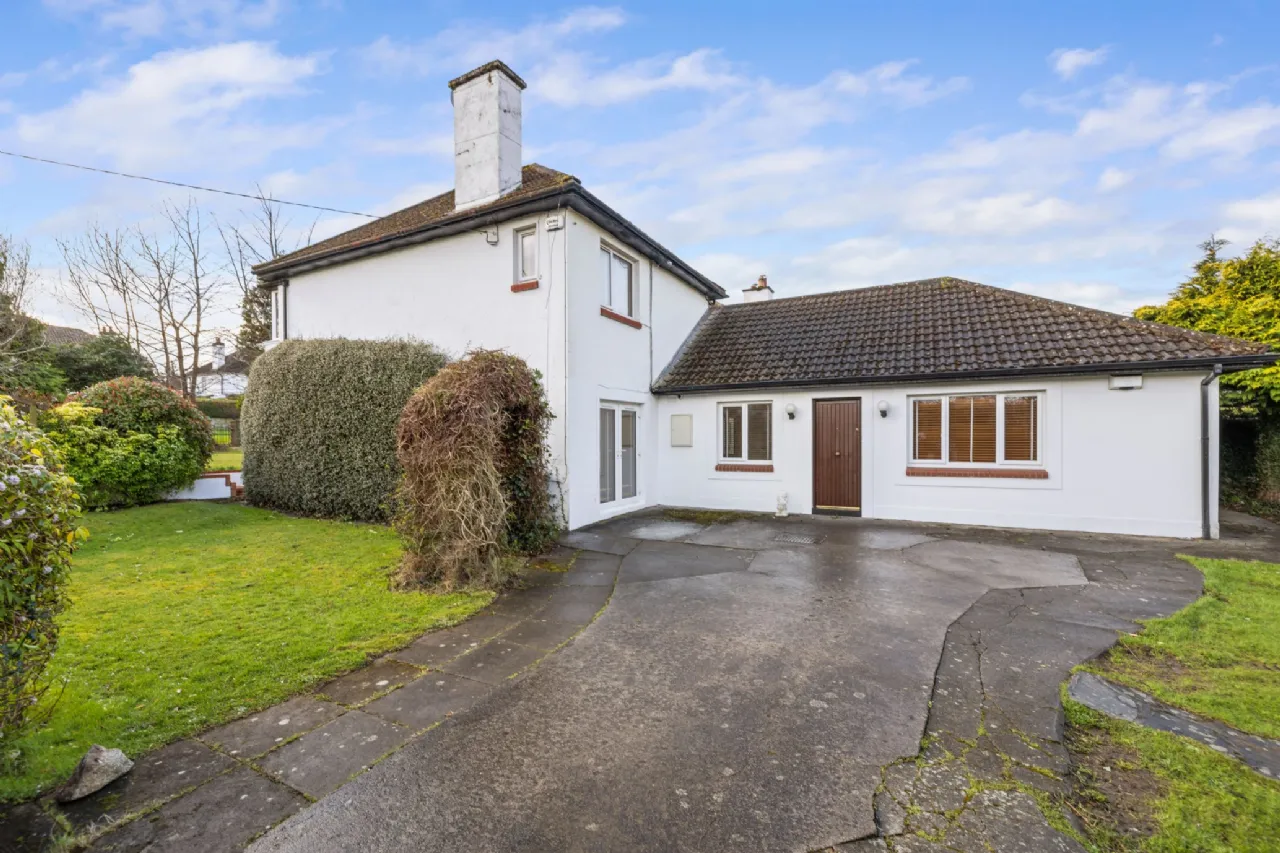 Photo of 89 Foster Avenue, Mount Merrion, Co. Dublin, A94 N527