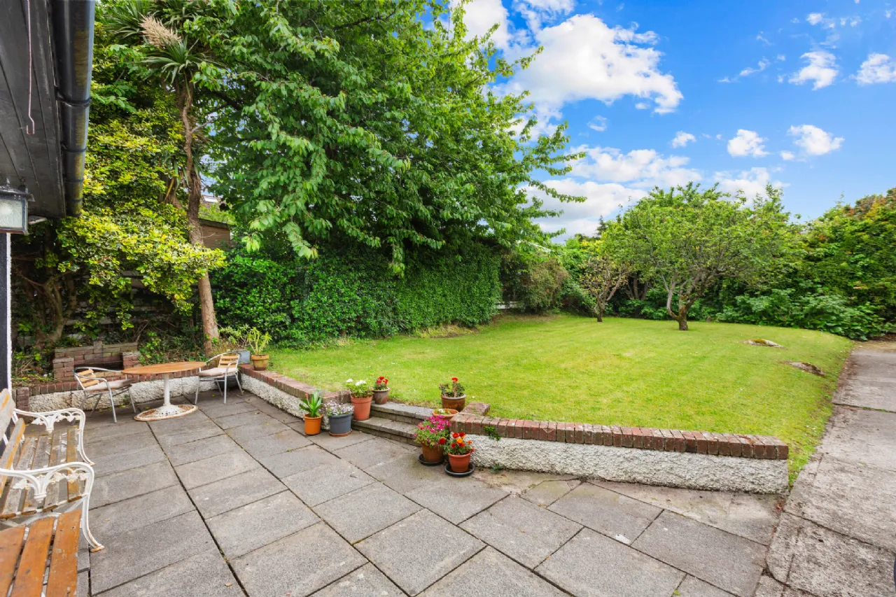 Photo of Cragleigh, Leopardstown Road, Leopardstown, Dublin 18, D18 P2N3
