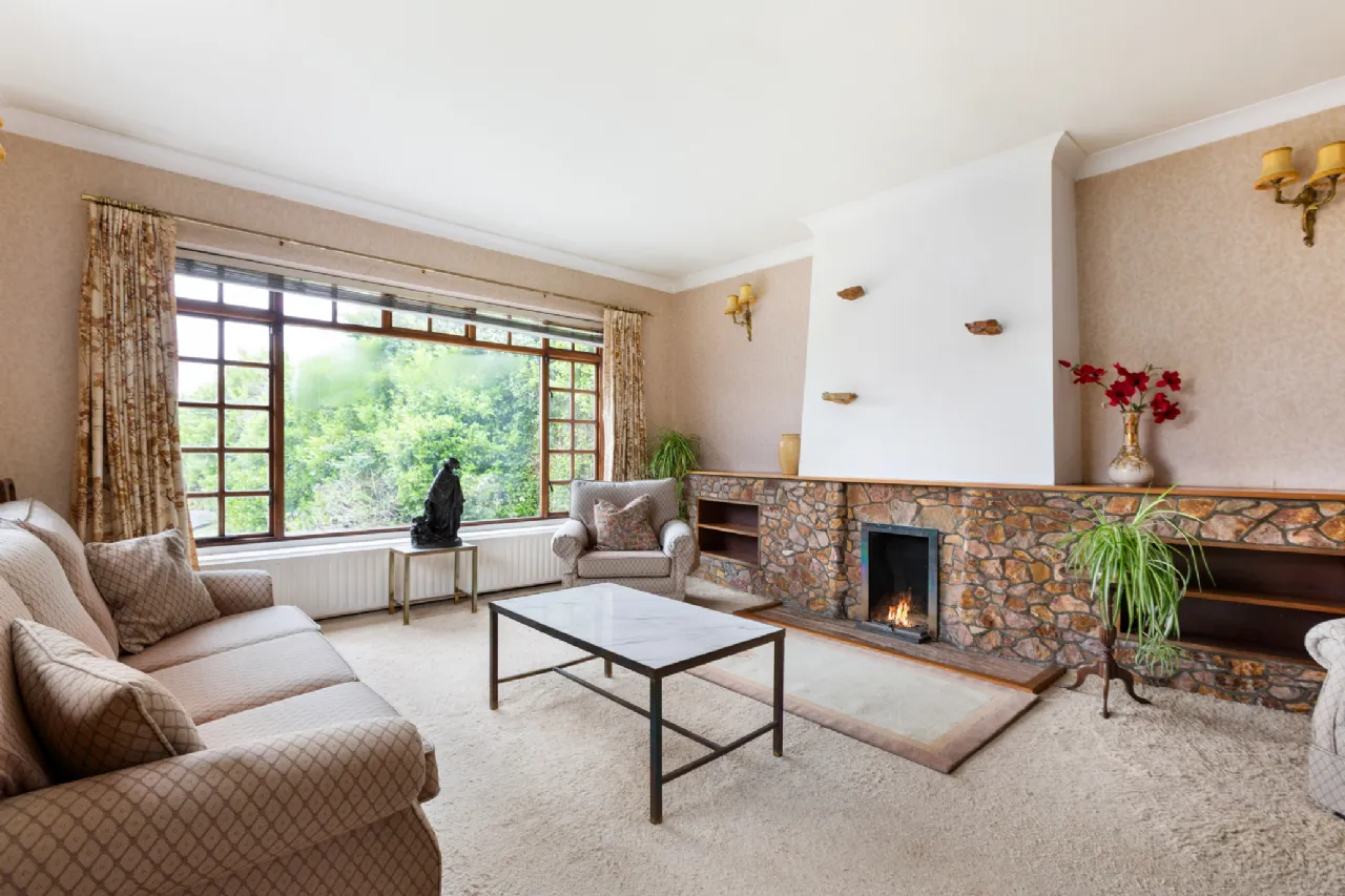 Photo of Cragleigh, Leopardstown Road, Leopardstown, Dublin 18, D18 P2N3