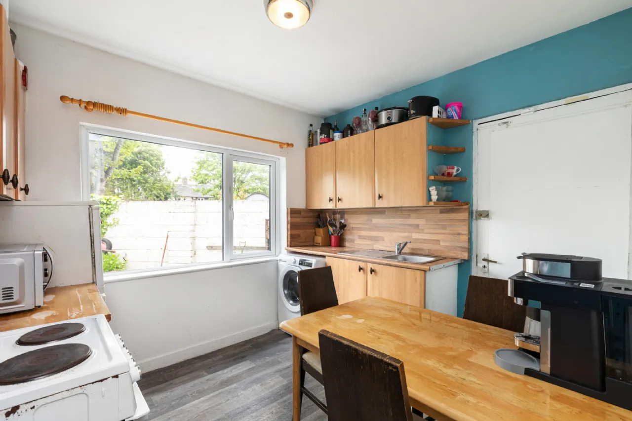 Photo of 1 Bregia Road, Cabra, Dublin 7, D07 Y6V2