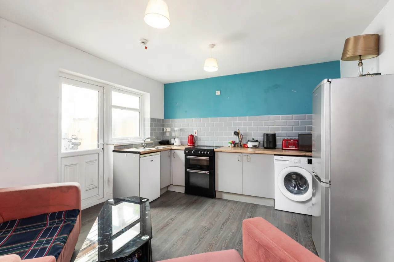 Photo of 1 Bregia Road, Cabra, Dublin 7, D07 Y6V2
