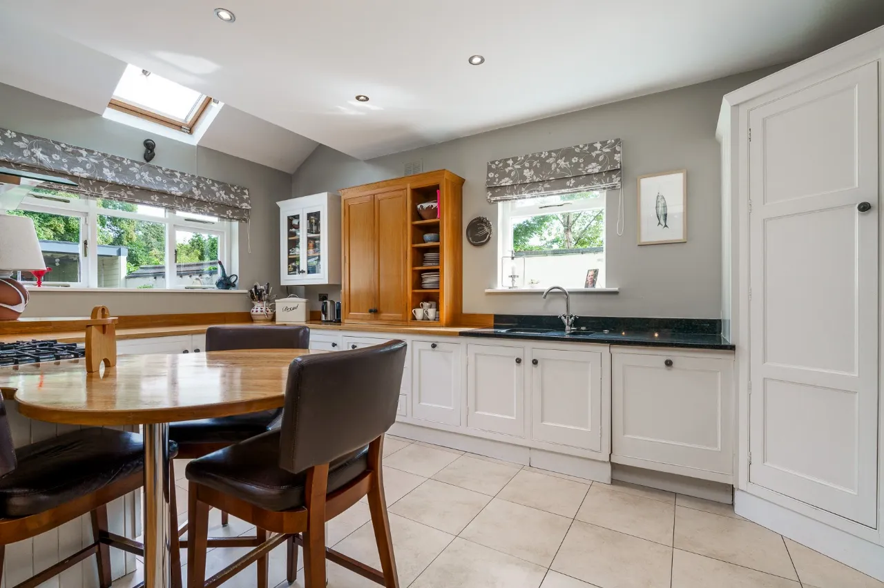 Photo of 10 Kentfield, Shankill, Dublin 18, D18 KX02