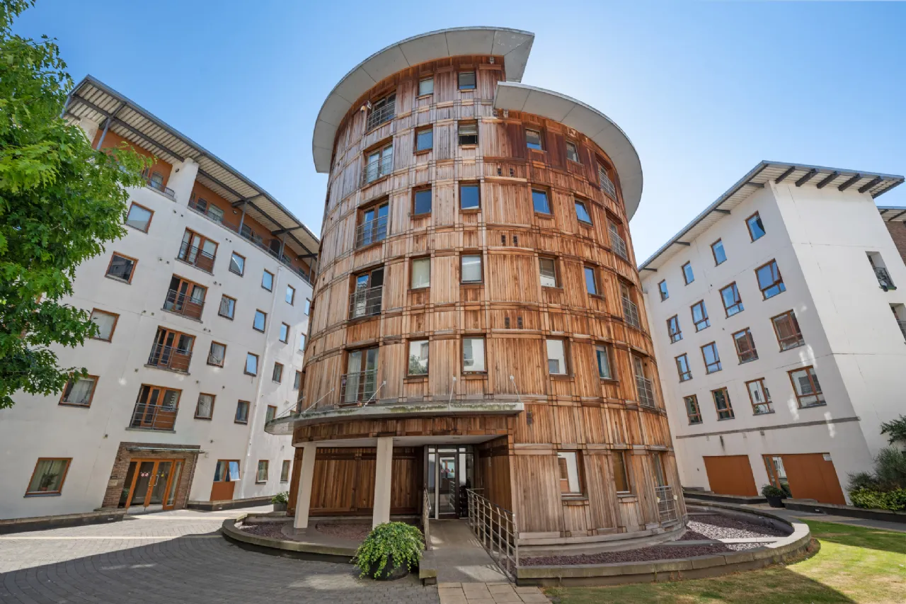 Photo of 9 Semple House, Custom House Square, IFSC, Dublin 1, D01 W242
