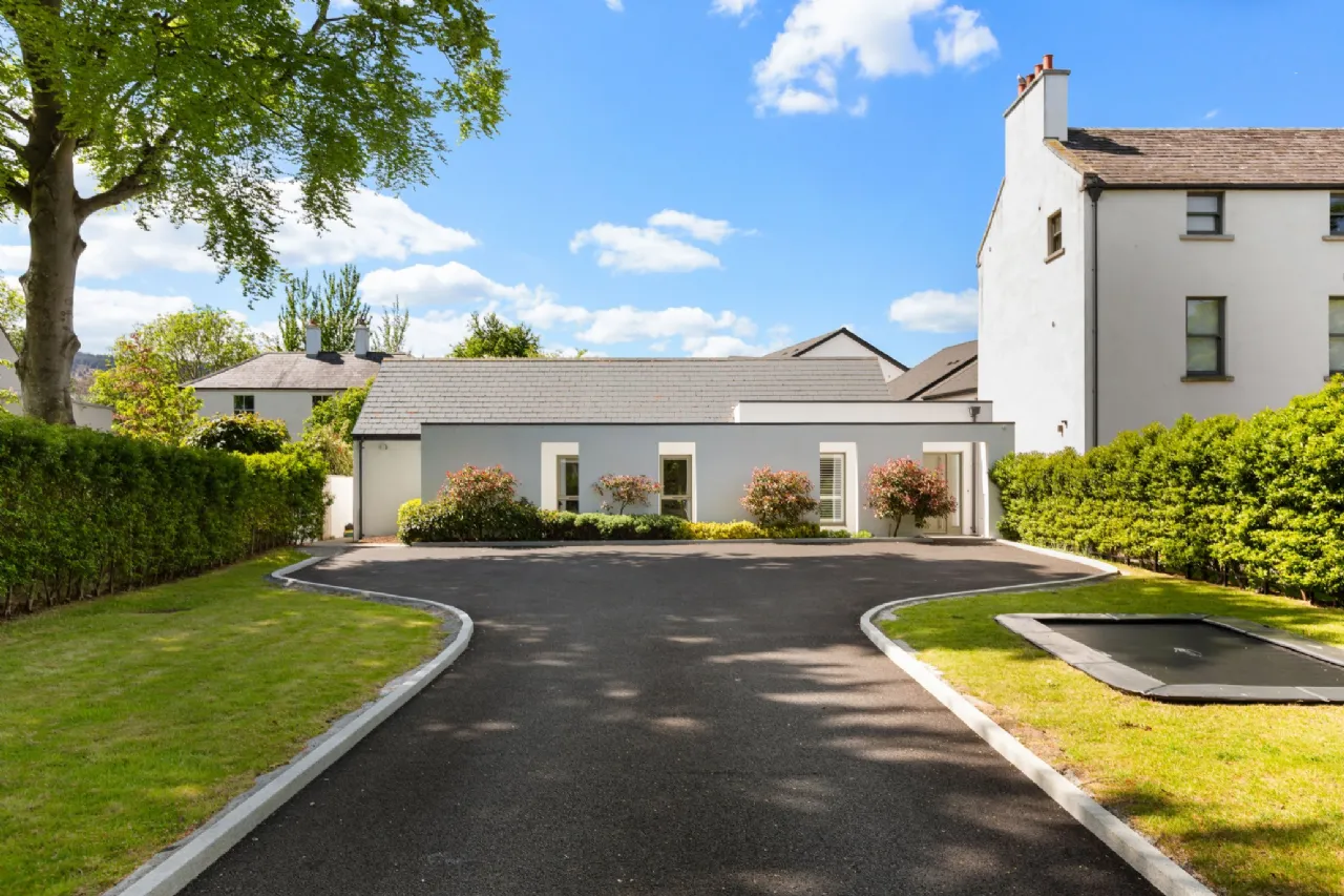 Photo of The Farmhouse, Sandyford Village, Sandyford, Dublin 18, D18 N23T