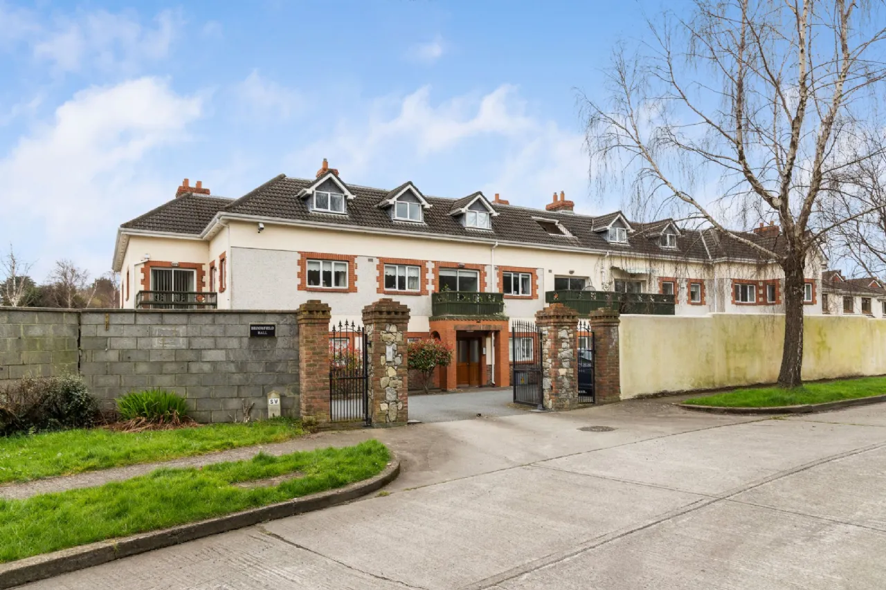Photo of 14 Broomfield Hall, Shankill, Dublin 18, D18 N735
