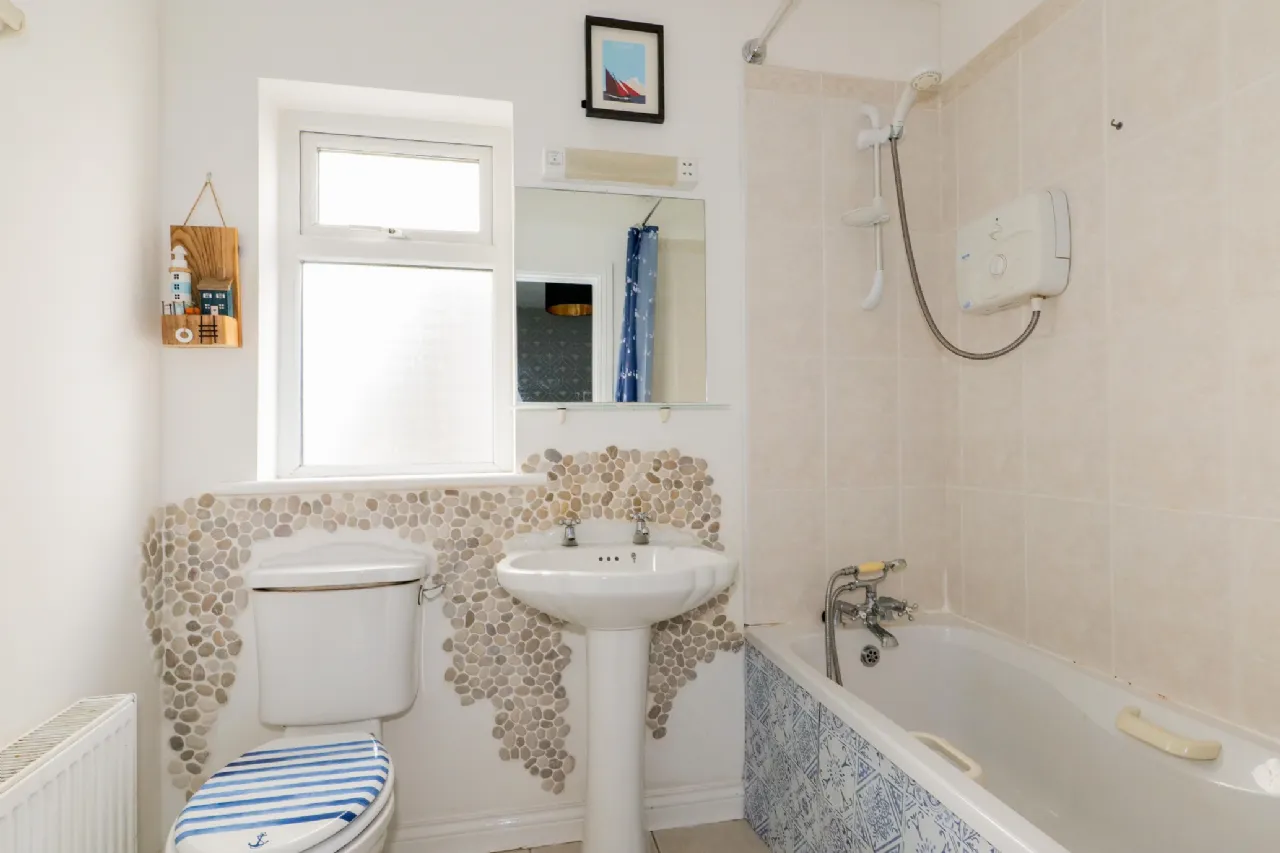Photo of 220 Ros Caoin, Roscam, Galway, H91 H0XE