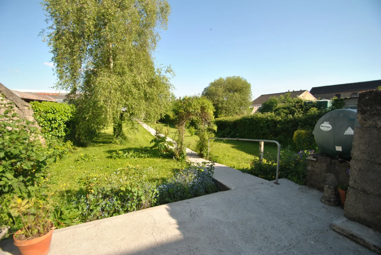 Photo of Grove Street, Roscrea, Co. Tipperary, E53 X822