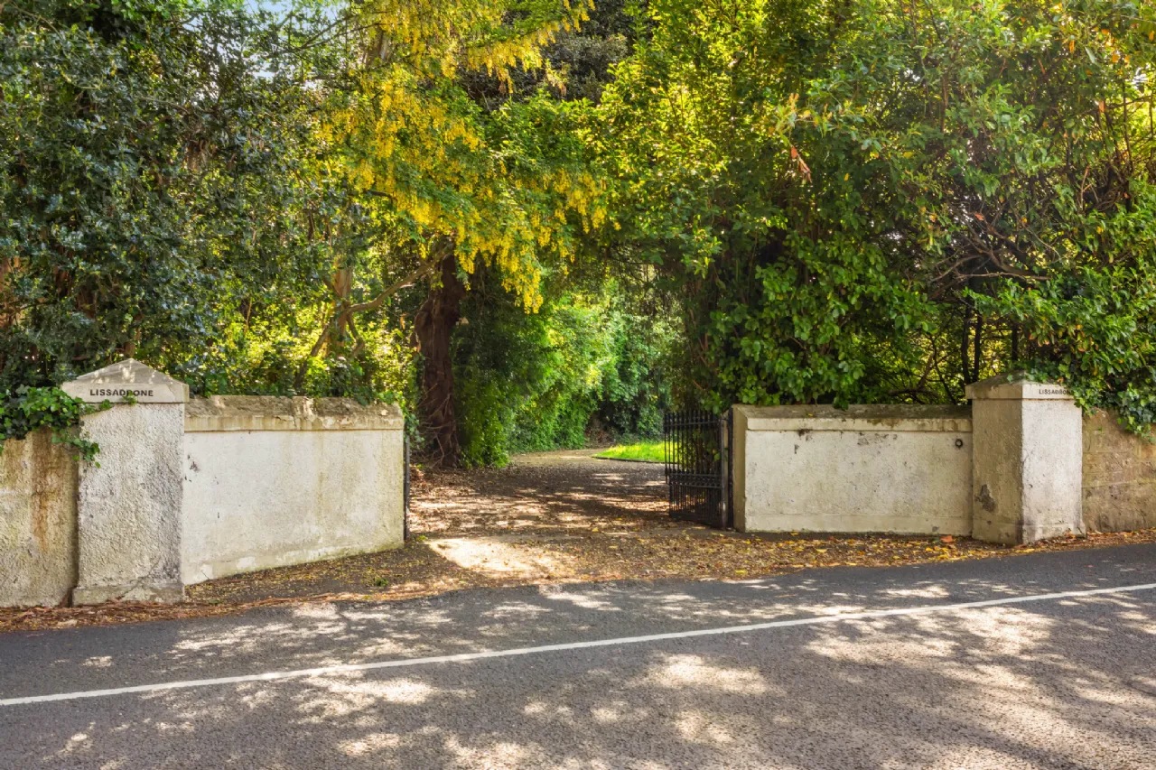 Photo of Lissadrone, Killiney Hill Road, Killiney, Co Dublin, A96HW74