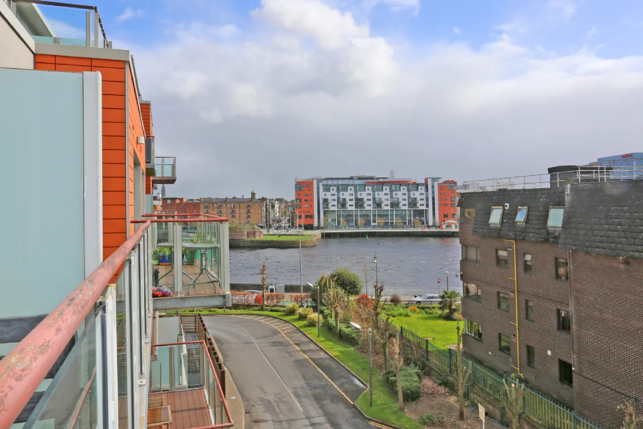 Photo of 69 The Sarsfield, The Strand Apartments, O'Callaghan Strand, Limerick, V94 D4V9