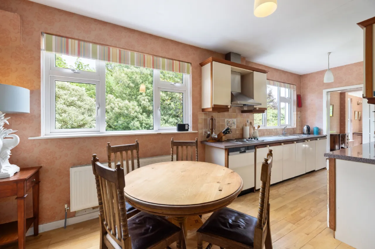 Photo of Mineview, 5 Ferndale Road, Shankill, Rathmichael, Dublin 18, D18 E6P7