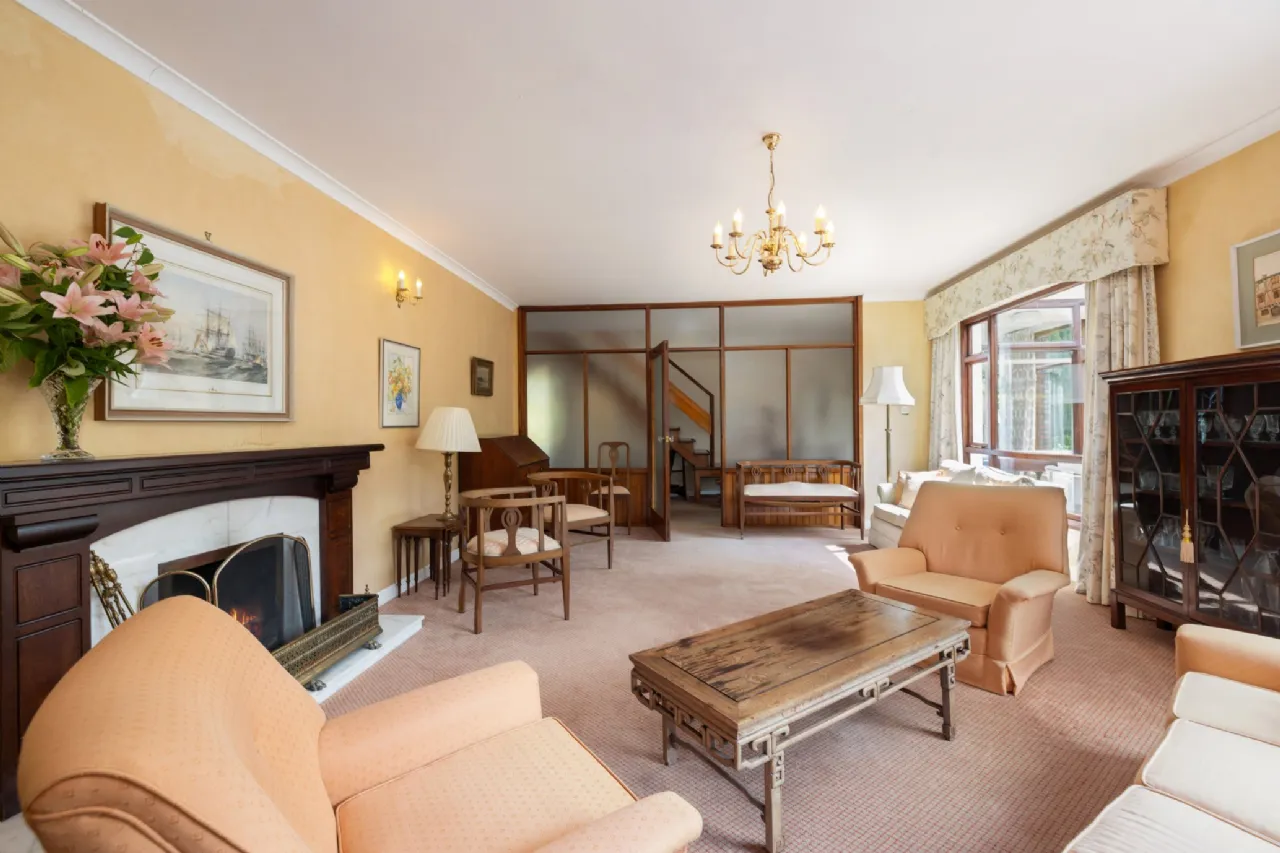 Photo of Mineview, 5 Ferndale Road, Shankill, Rathmichael, Dublin 18, D18 E6P7