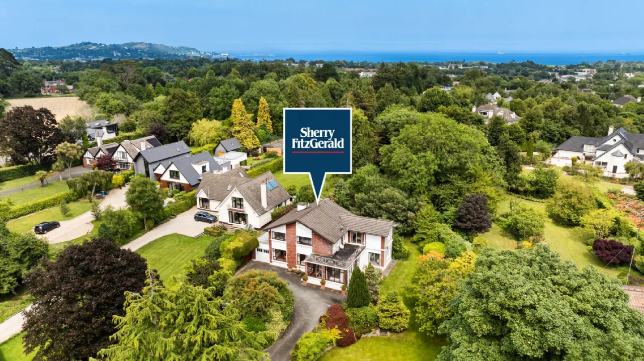 Photo of Mineview, 5 Ferndale Road, Shankill, Rathmichael, Dublin 18, D18 E6P7