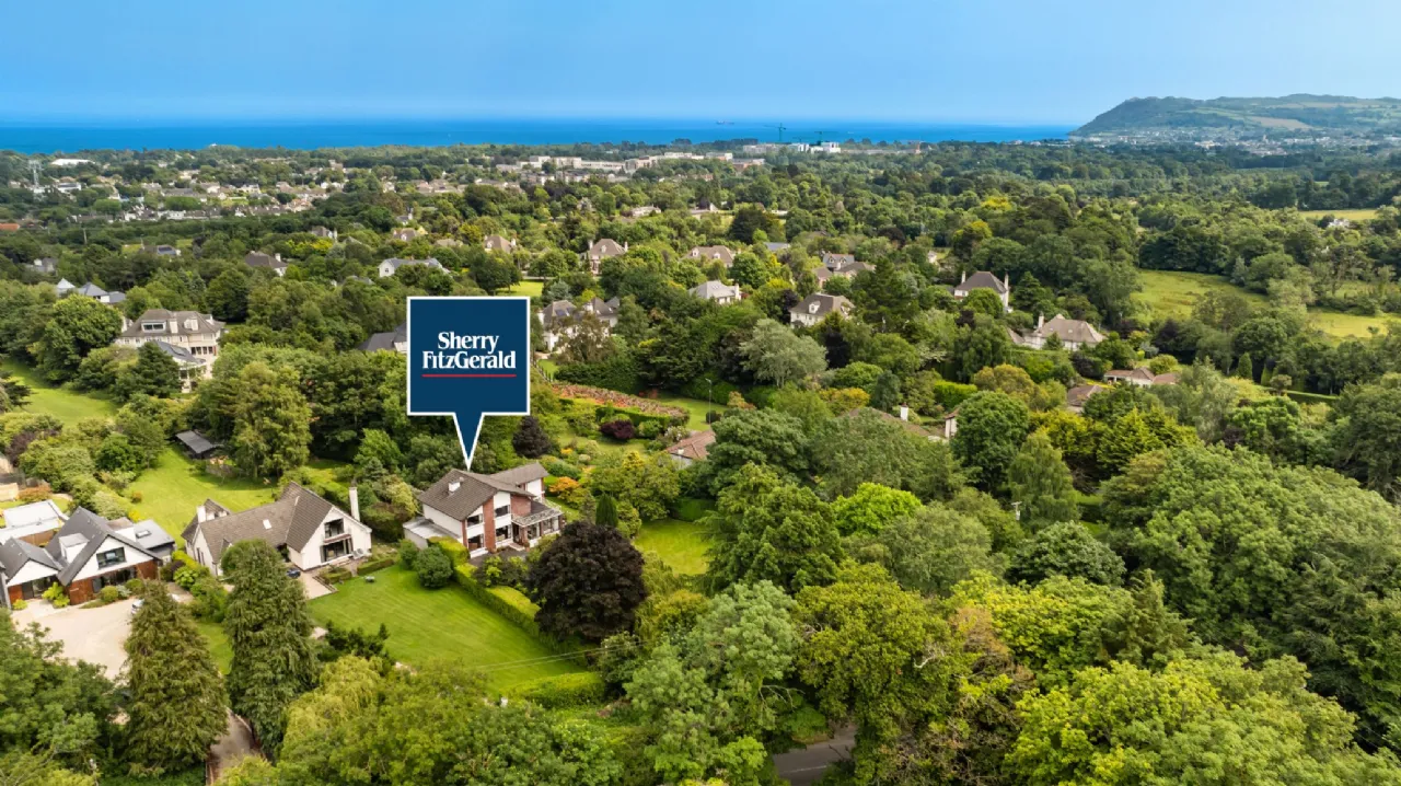 Photo of Mineview, 5 Ferndale Road, Shankill, Rathmichael, Dublin 18, D18 E6P7