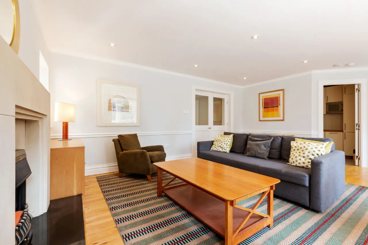 Photo of 6 Northumberland Court, 12-16 Northumberland Road, Ballsbridge, Dublin 4, D04 AW66