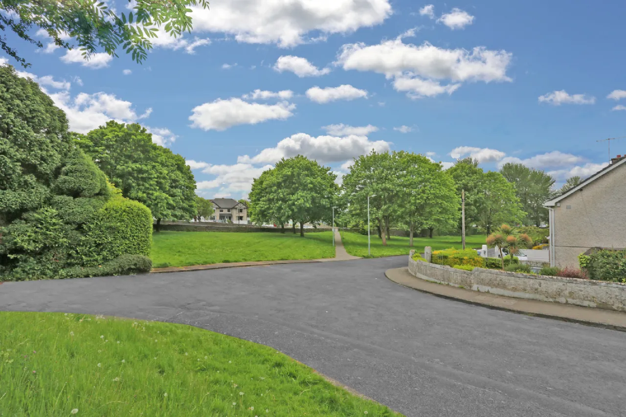 Photo of 3 Clifton Close, Ennis Road, Limerick, V94 EHY7