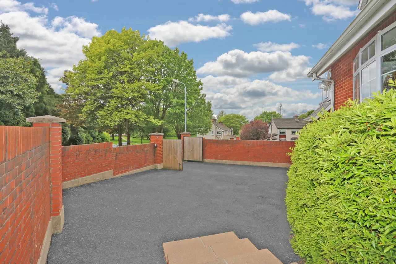 Photo of 3 Clifton Close, Ennis Road, Limerick, V94 EHY7