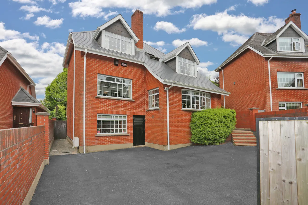 Photo of 3 Clifton Close, Ennis Road, Limerick, V94 EHY7