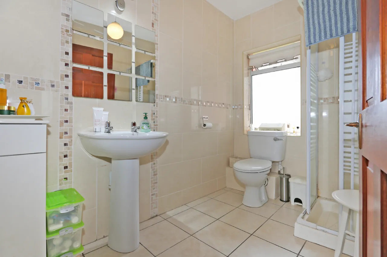 Photo of 3 Clifton Close, Ennis Road, Limerick, V94 EHY7