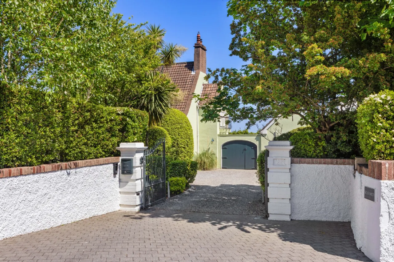 Photo of Stanmore, Stillorgan Road, Foxrock, Dublin 18, D18 T9N4