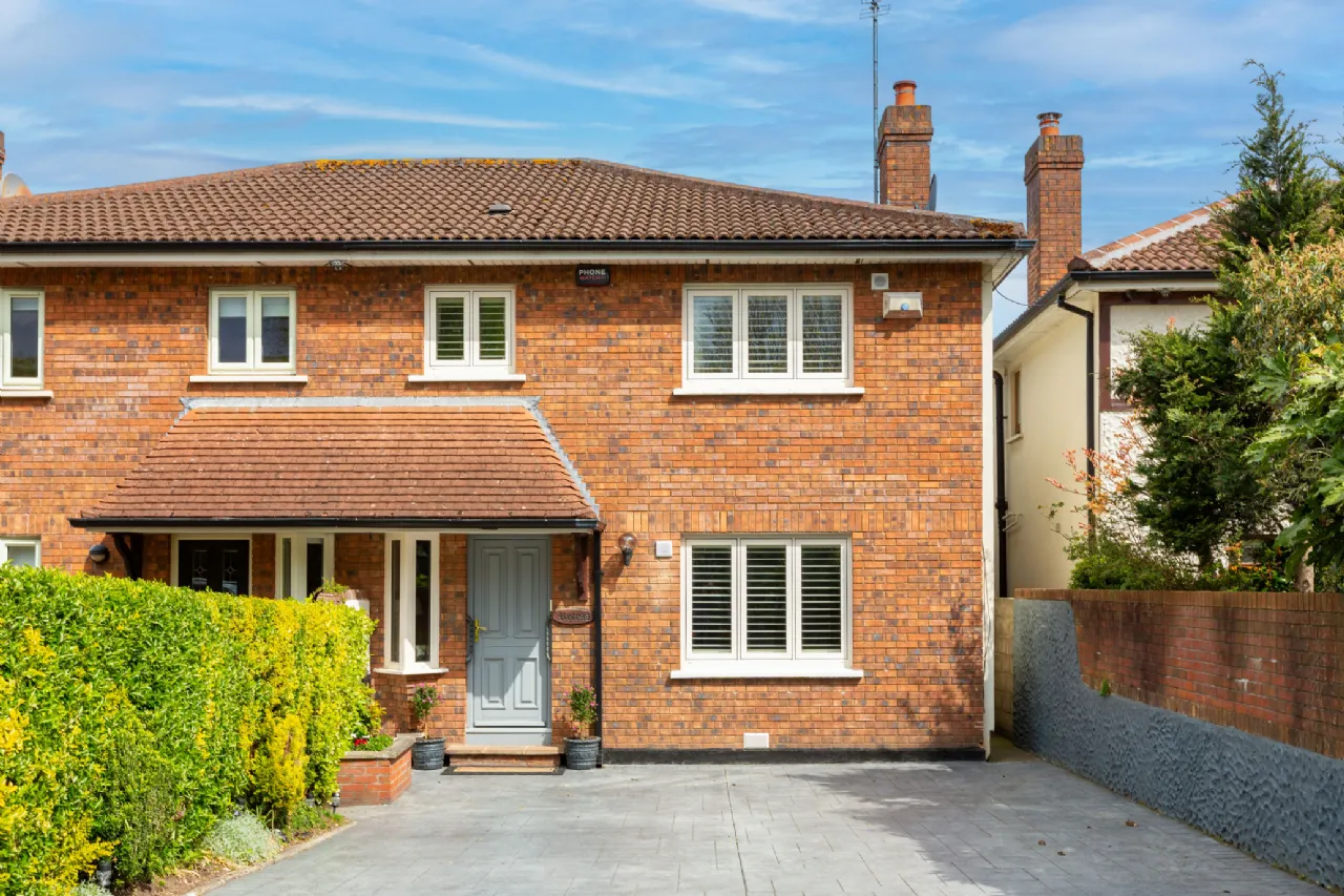 Photo of 13 Foxrock Crescent, Foxrock, Dublin 18, D18 E5C2