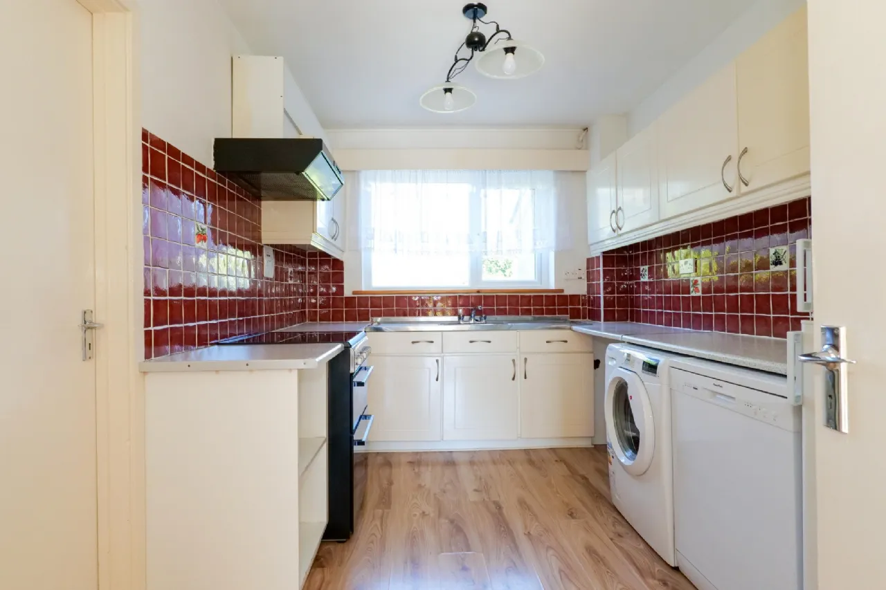 Photo of 3 Beach Close, Renmore, Galway, H91 P5F1