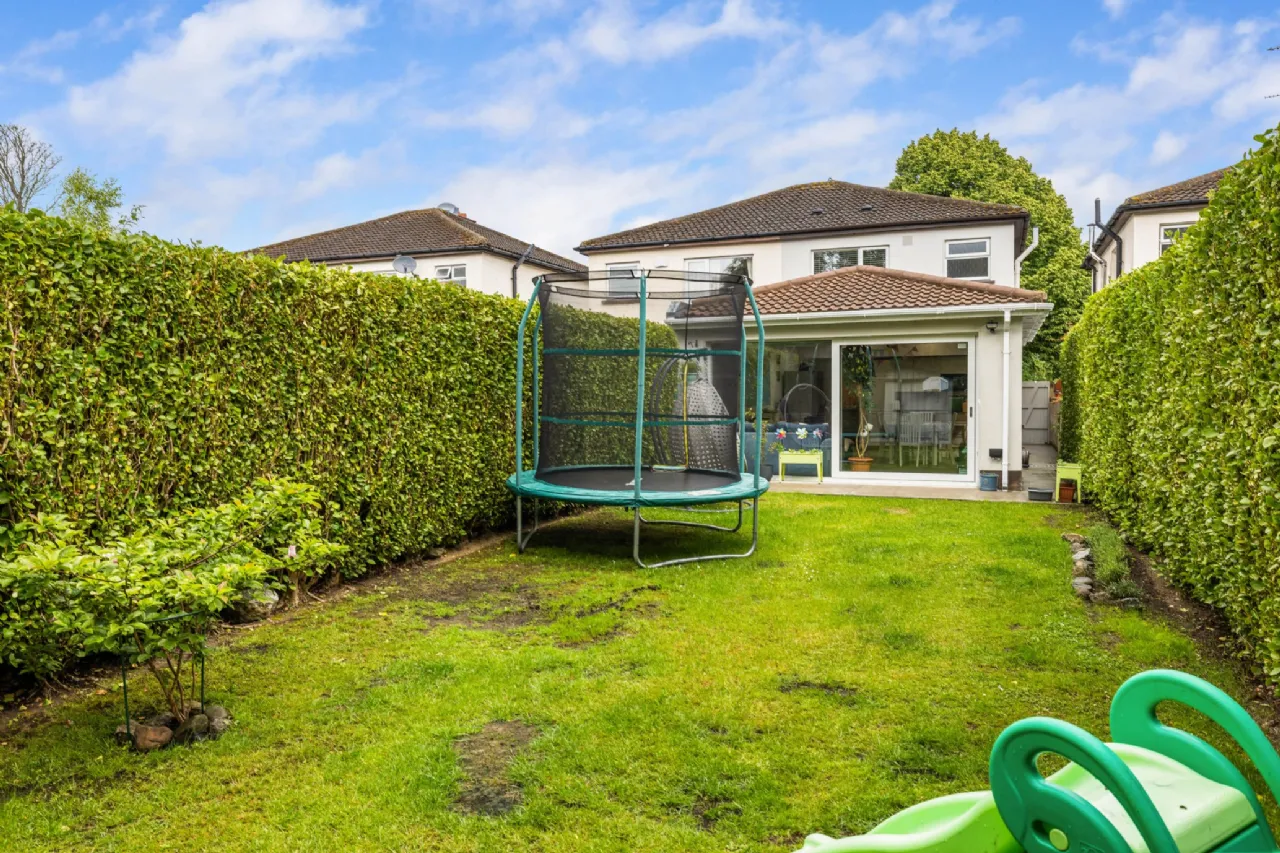 Photo of 59 Dorney Court, Shankill, Dublin 18, D18 V5W5