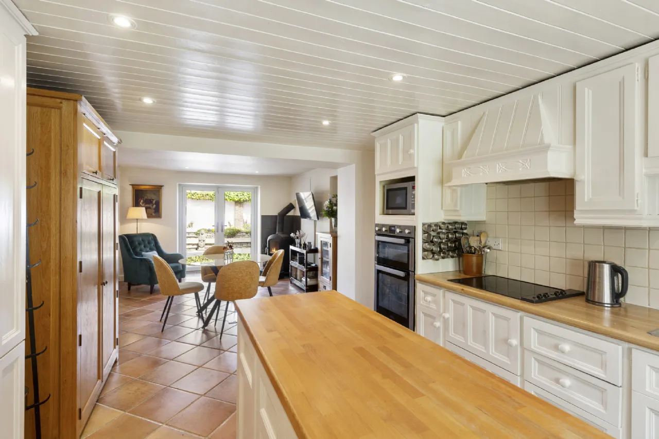 Photo of Raven Lodge, 17 Summerhill Road, Sandycove, Co Dublin, A96 VX65