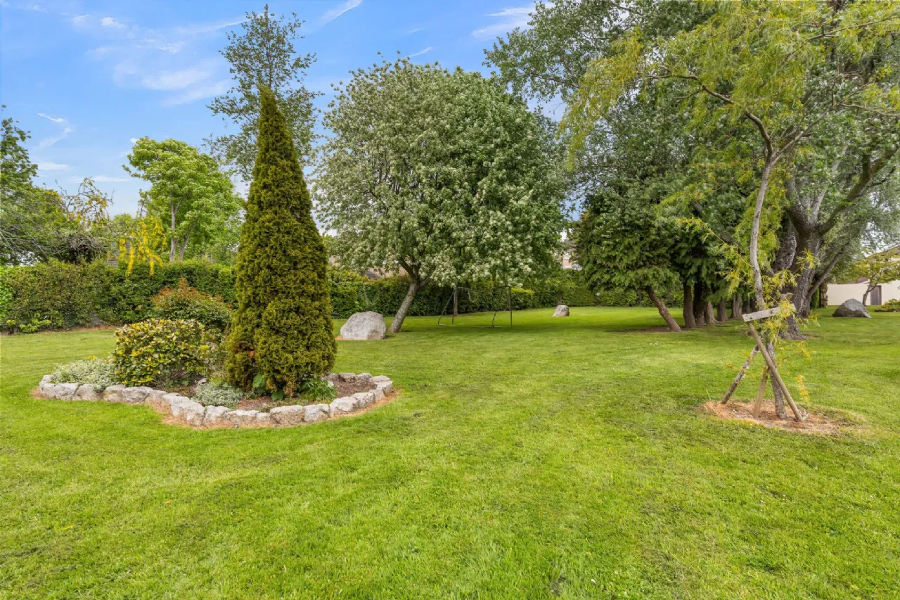 Photo of 48 Castle Court, Killiney Hill Road, Killiney, Co Dublin, A96R127