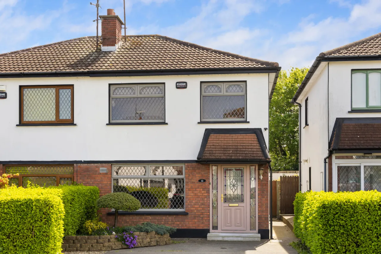 Photo of 10 Carriglea Avenue, Carriglea Downs, Dun Laoghaire, Co. Dublin, A96 WF86