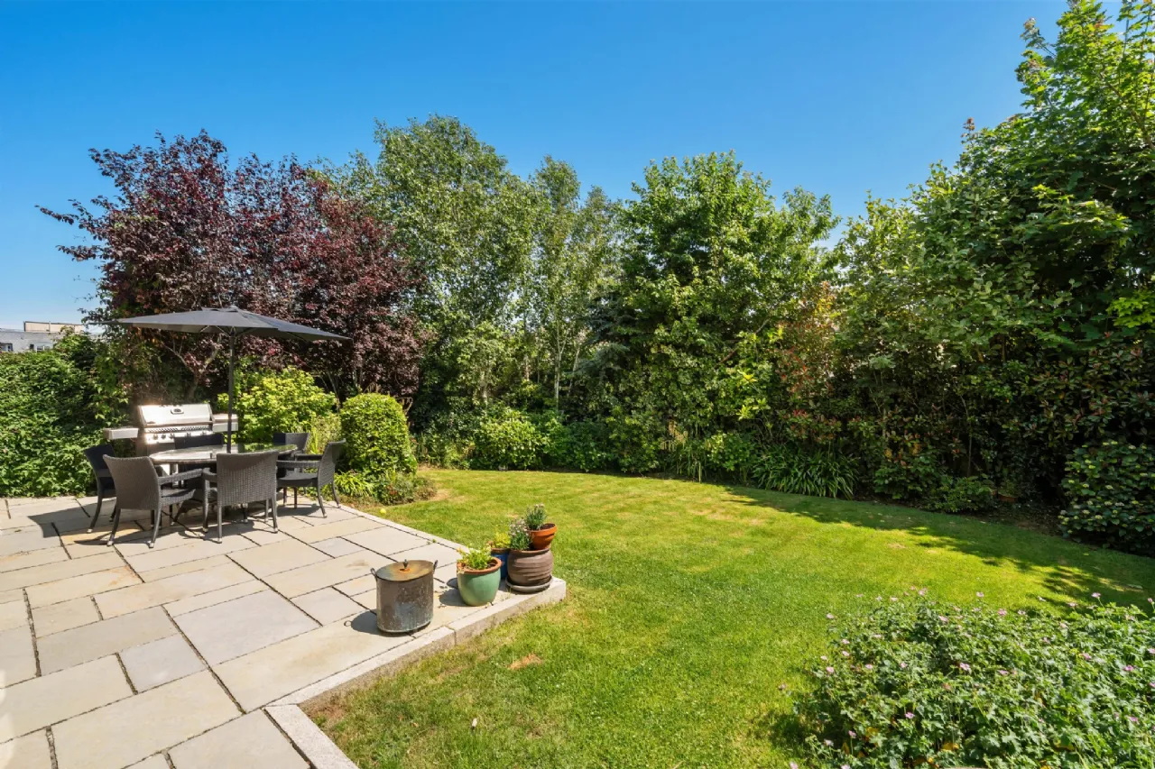 Photo of 27 Cairnfort, Stepaside, Dublin 18, D18 K768