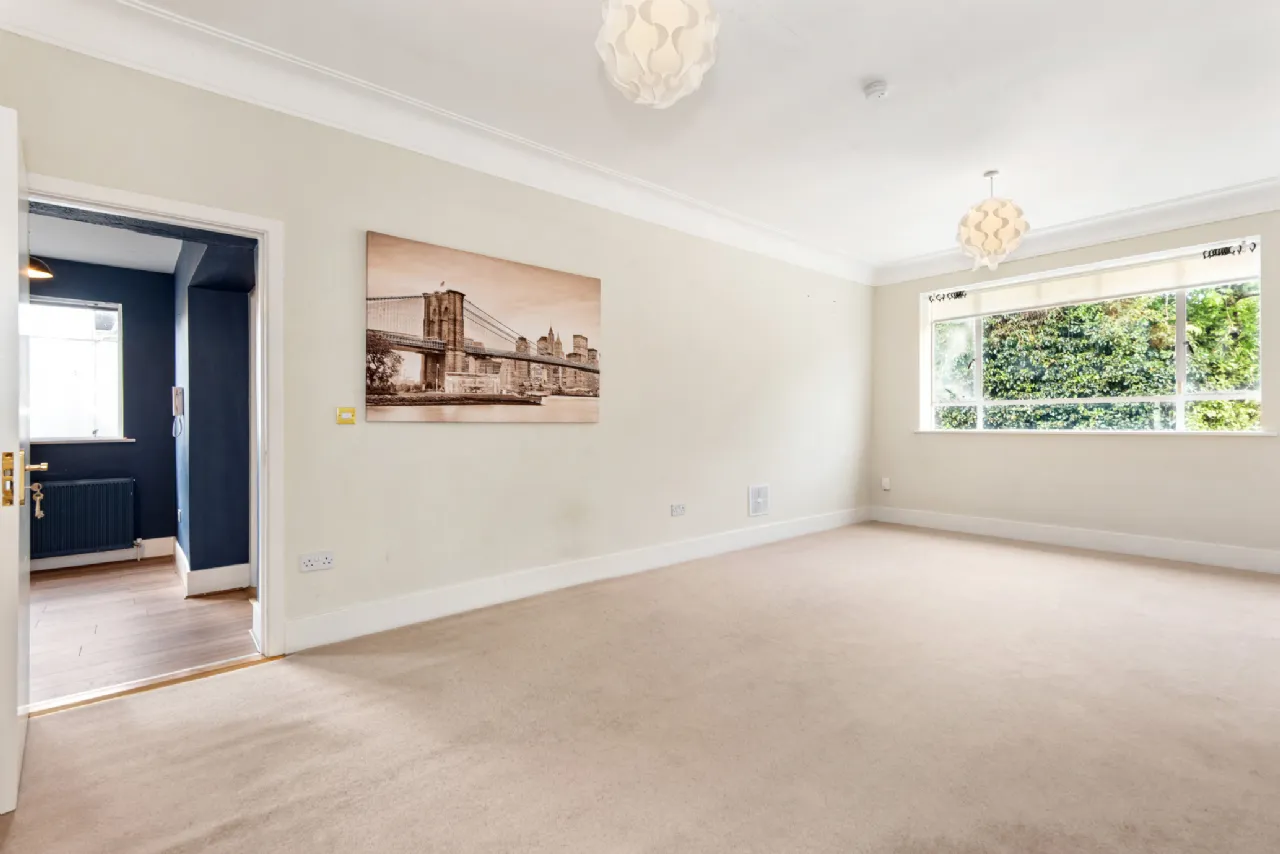 Photo of 128B Merrion Road, Ballsbridge, Dublin 4, D04 T0V3