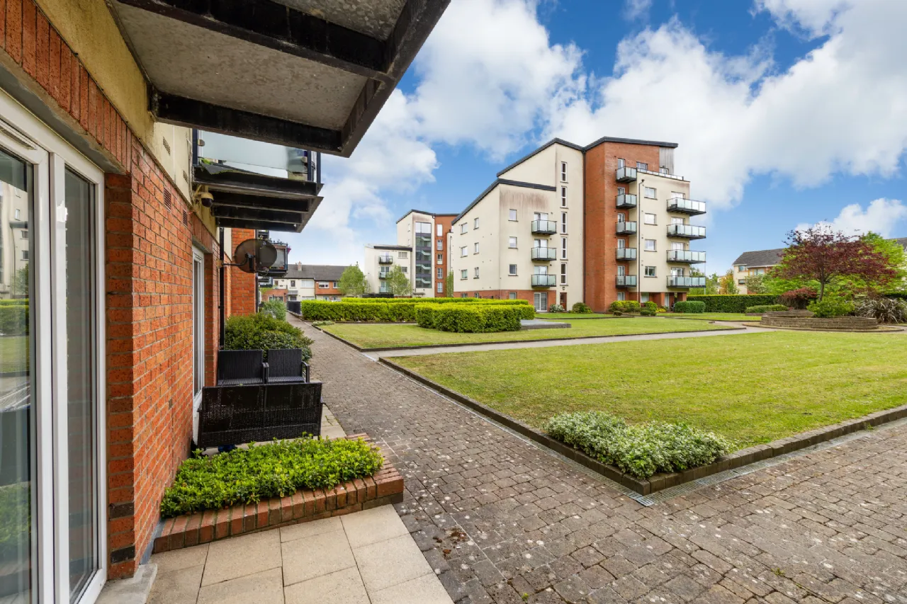 Photo of 32 Mayeston Crescent, Finglas, Dublin 11, D11 K026