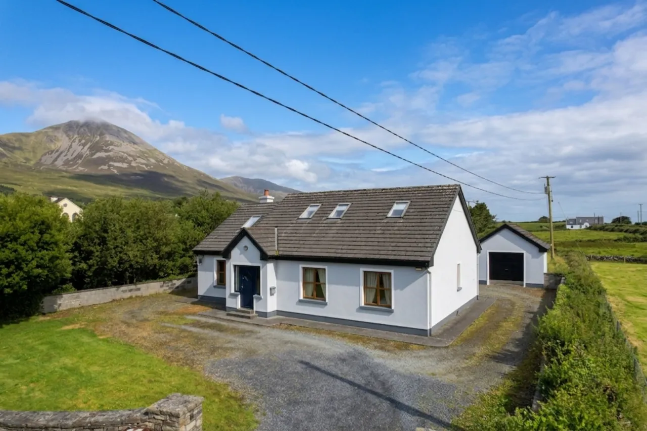 Photo of Turlough House, Carrowkeernan Murrisk, Westport, Co Mayo, F28 YW72