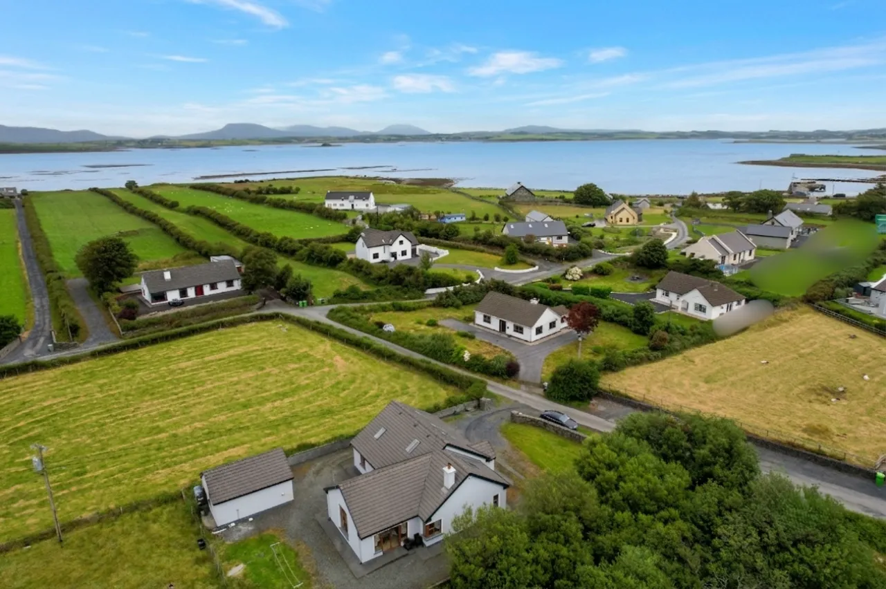 Photo of Turlough House, Carrowkeernan Murrisk, Westport, Co Mayo, F28 YW72