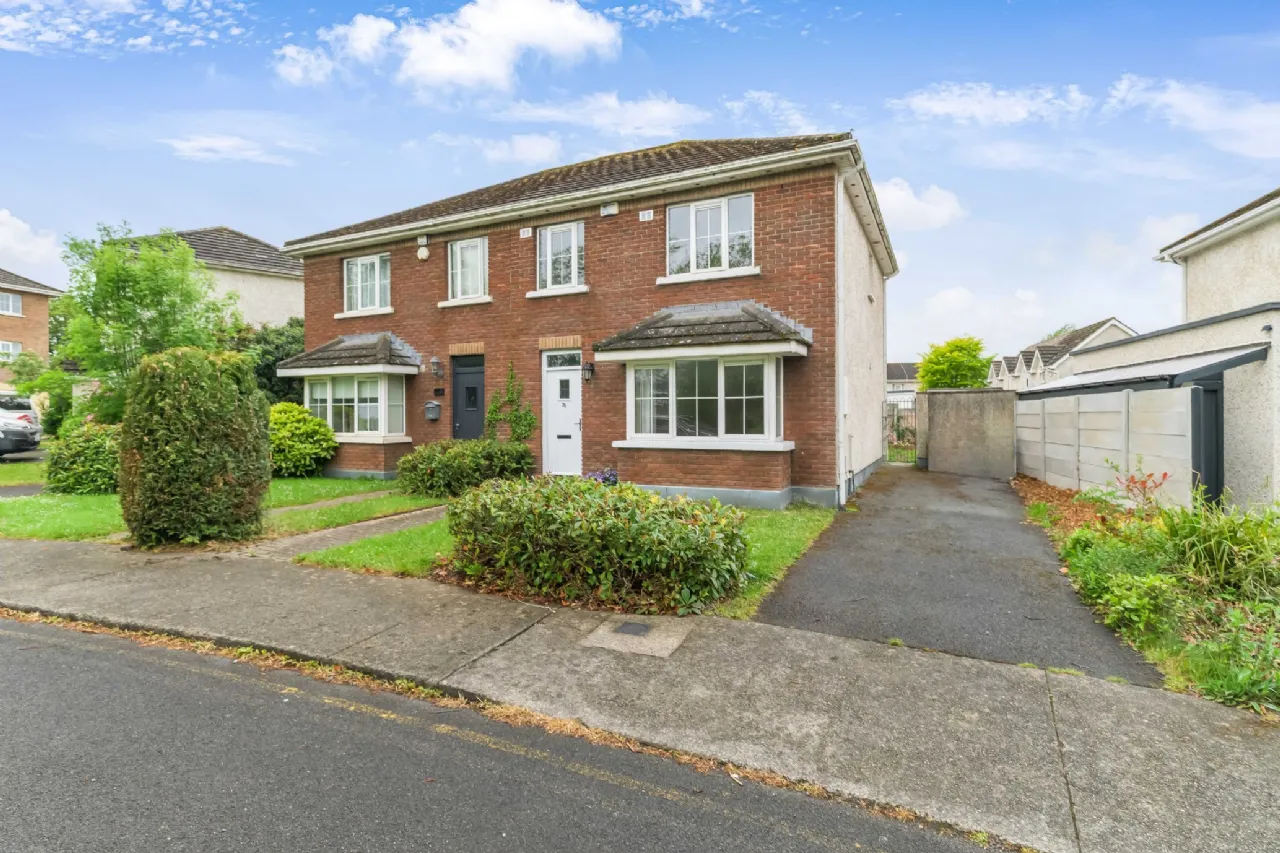 Photo of 31 Bishops Orchard, Tyrrelstown, Dublin 15, D15 F6X9