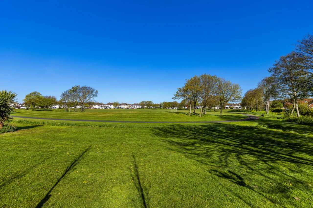 Photo of 22 Sutton Lawns, Sutton, Dublin 13, D13 Y0H1