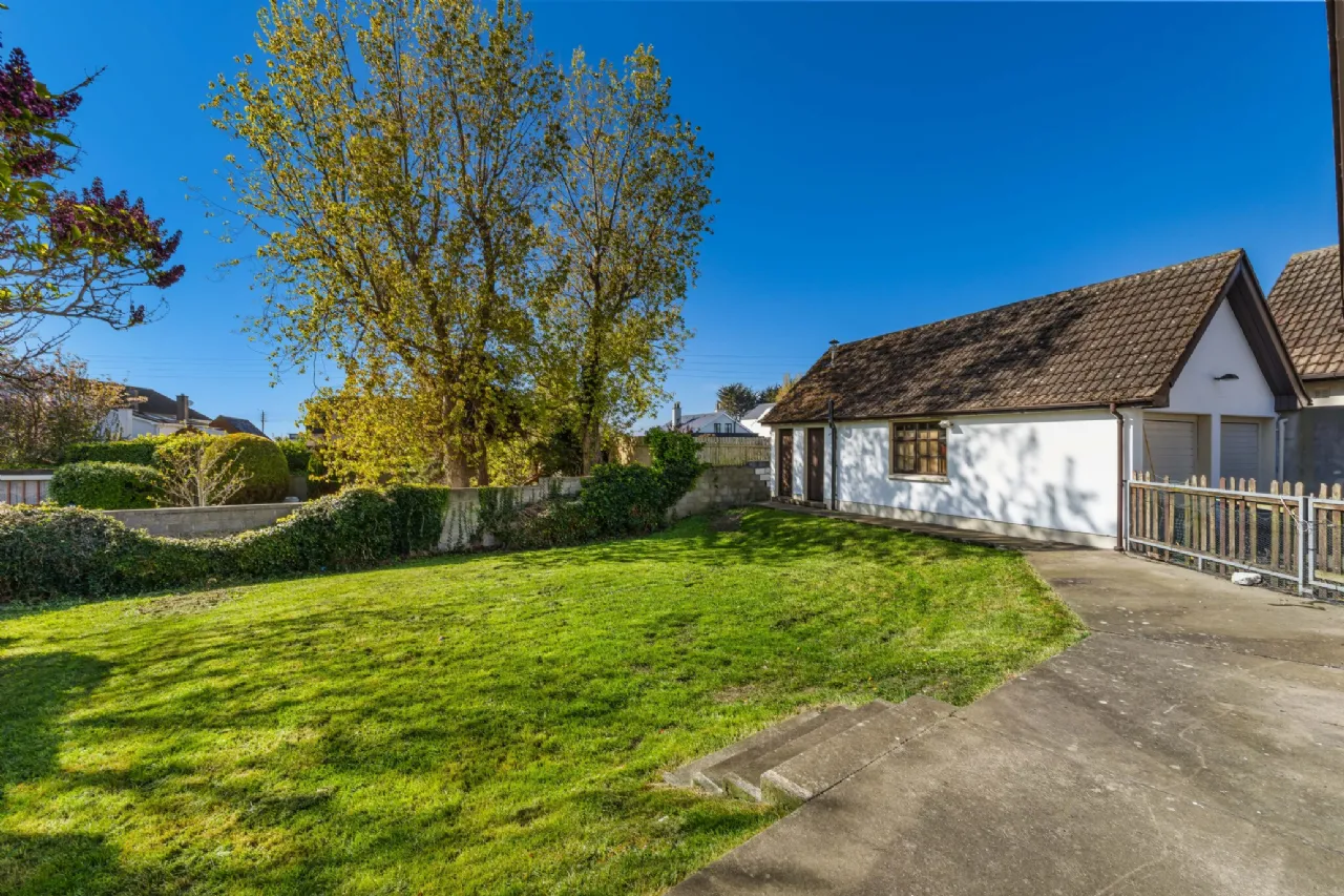 Photo of 22 Sutton Lawns, Sutton, Dublin 13, D13 Y0H1