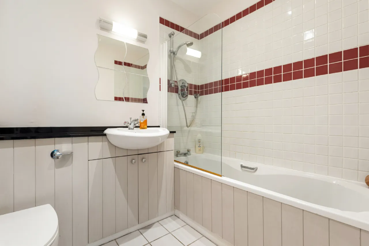 Photo of 9 Sefton Hall, Kelston, Foxrock, Dublin 18, D18 H312