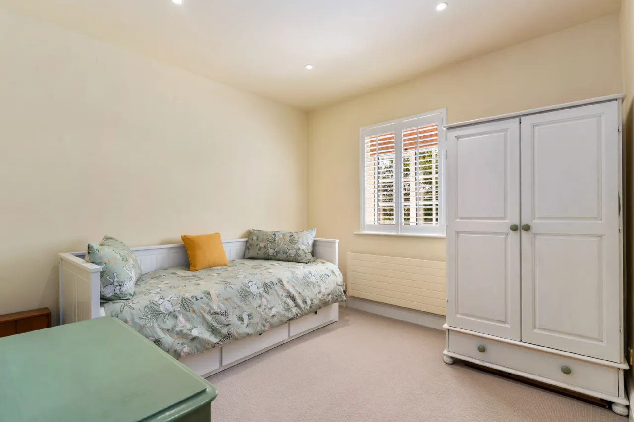 Photo of Woodview, Gordon Avenue, Dublin 18, D18 N7Y0
