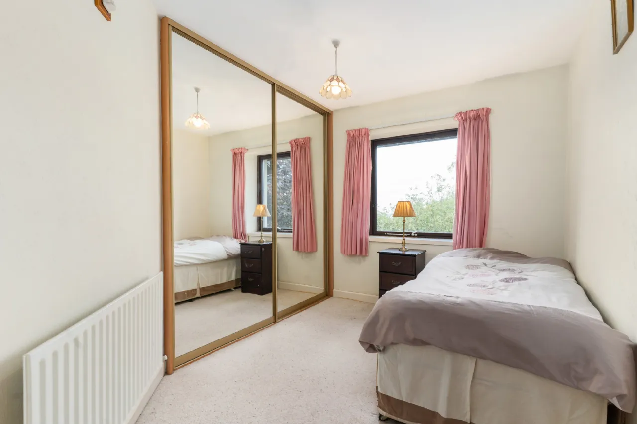 Photo of 33 The Oaks, Stradbrook Hill, Blackrock, Co. Dublin, A94 Y342
