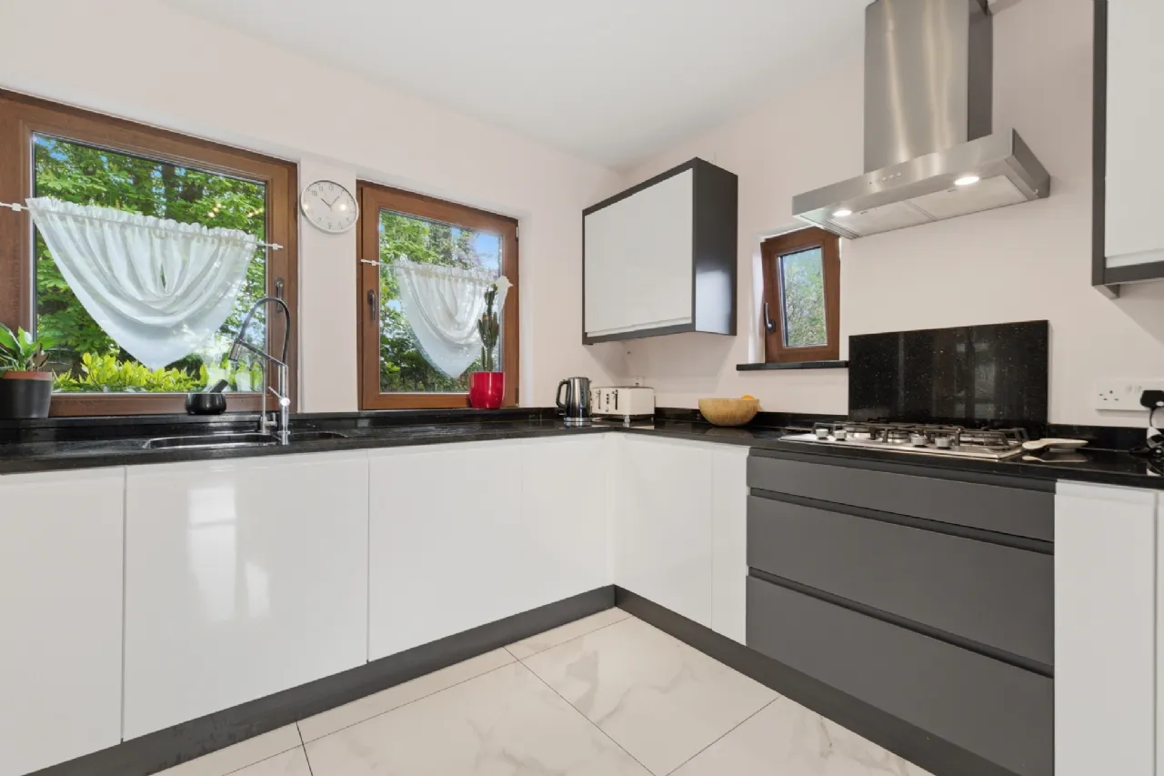 Photo of 6 Saint Stephen's Grove, Irishtown Upper, Clonmel, Co. Tipperary, E91 A974
