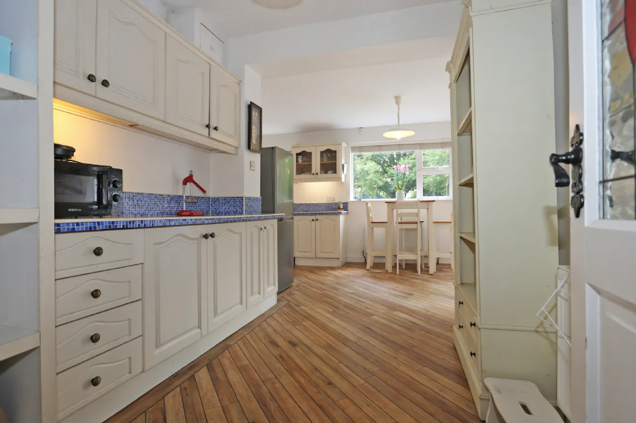 Photo of Adaville, 14 Lifford Avenue, Ballinacurra Road, Limerick, V94V2RT