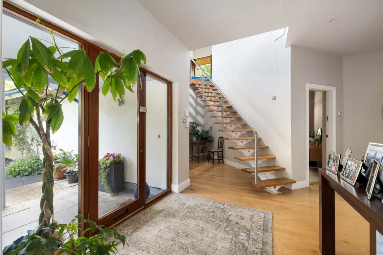 Photo of La Rochelle, Ferndale Road, Rathmichael, Dublin 18, D18 K3C6